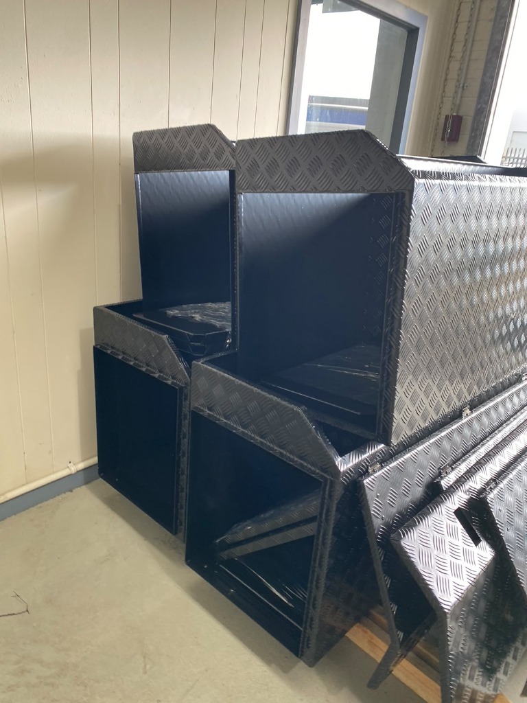 Commercial & Batch Powder Coating